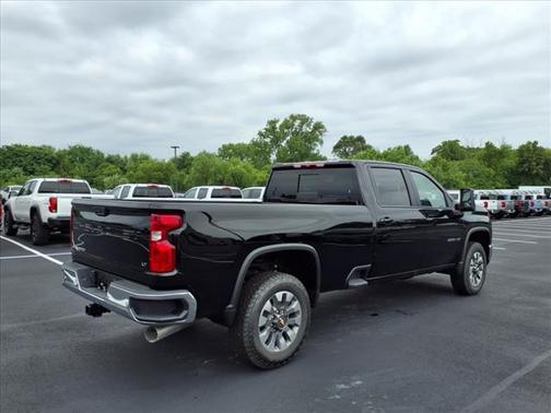2025 Chevrolet Silverado 3500 LT