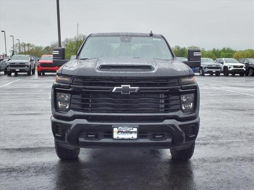 2024 Chevrolet Silverado 2500 Custom