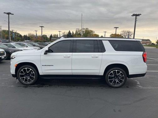 2022 Chevrolet Suburban RST