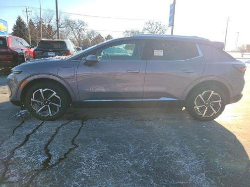 2025 Chevrolet Equinox EV LT