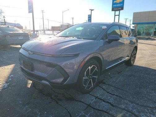 2025 Chevrolet Equinox EV LT