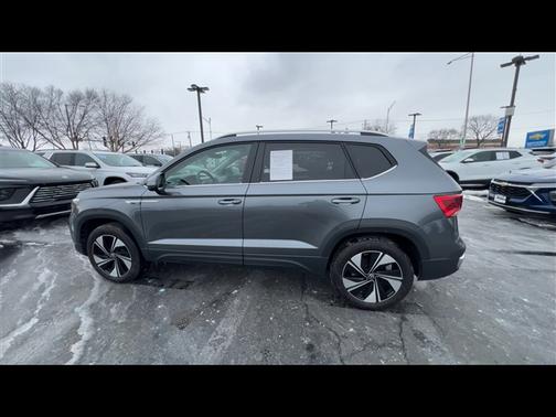 2024 Volkswagen Taos 1.5T SE