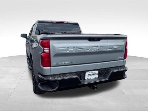 Sterling Gray Metallic 2024 Chevrolet Silverado 1500 Custom Trail Boss