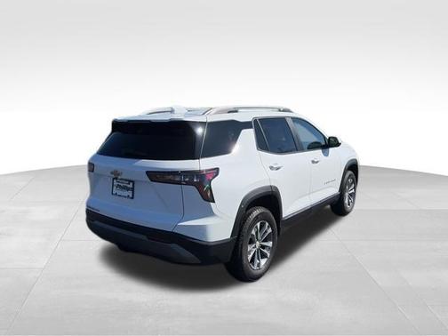 Summit White 2025 Chevrolet Equinox LT