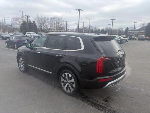 2022 Kia Telluride S