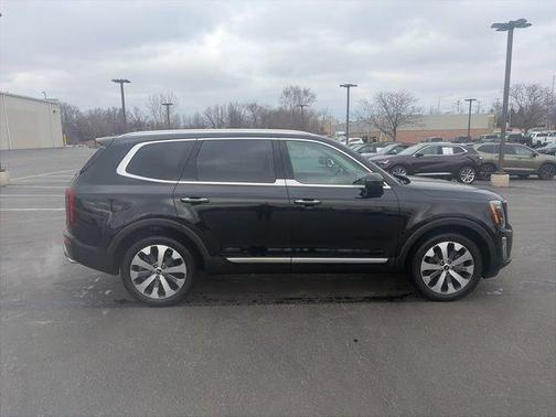 2022 Kia Telluride S