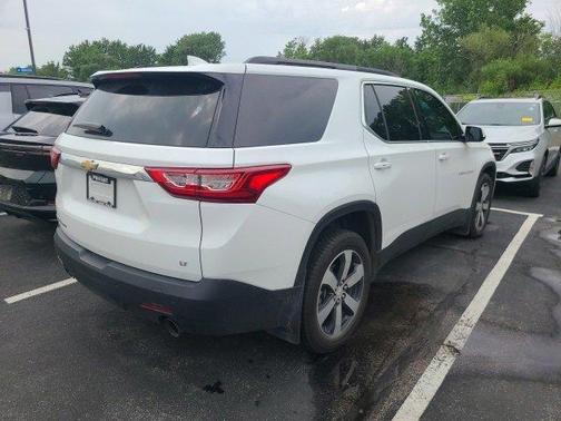 2020 Chevrolet Traverse LT Leather