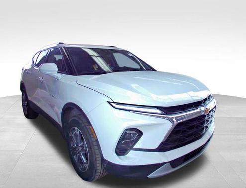 Summit White 2024 Chevrolet Blazer LT
