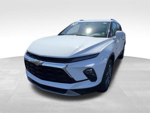 Summit White 2024 Chevrolet Blazer LT