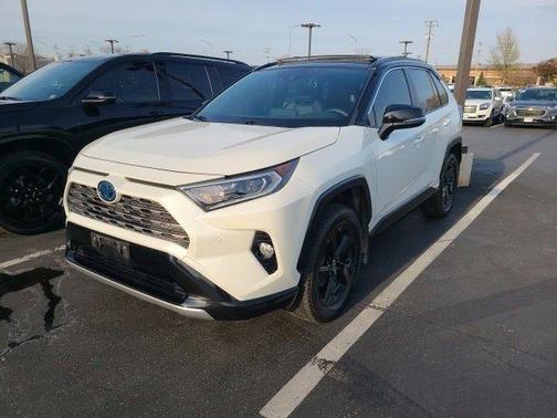 2019 Toyota RAV4 Hybrid XSE