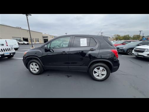 2022 Chevrolet Trax LS