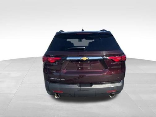 Black Cherry Metallic 2023 Chevrolet Traverse LT Cloth