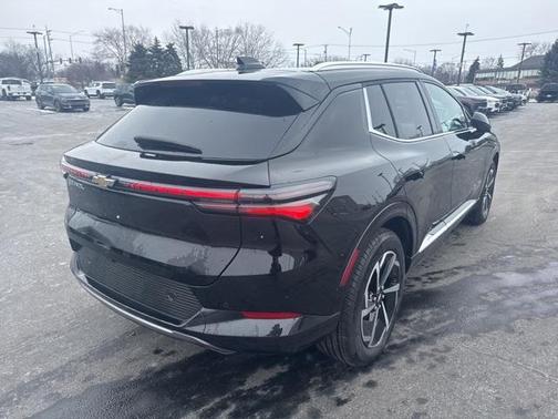 2025 Chevrolet Equinox EV LT 2