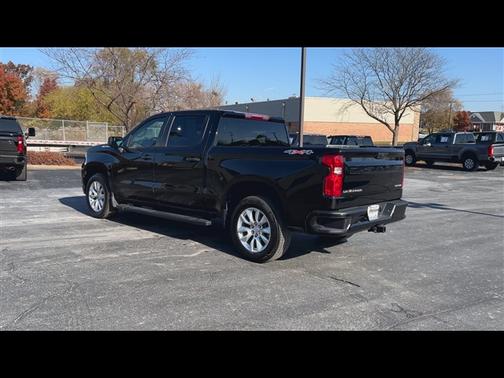 2025 Chevrolet Silverado 1500 Custom