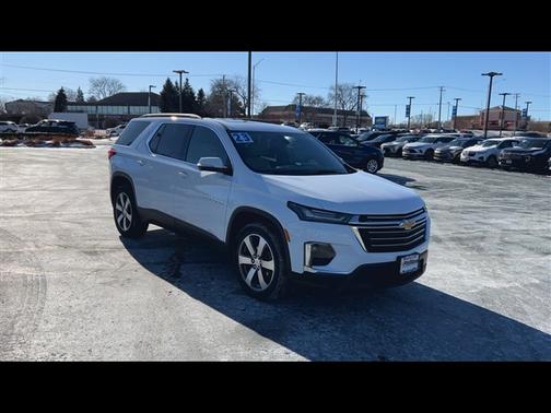 2023 Chevrolet Traverse LT Leather