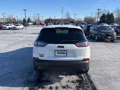 2023 Jeep Cherokee Altitude Lux