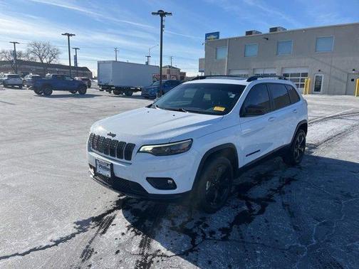 2023 Jeep Cherokee Altitude Lux