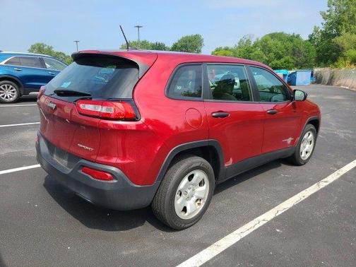 2017 Jeep Cherokee Sport