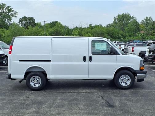 2025 Chevrolet Express 2500 Work Van