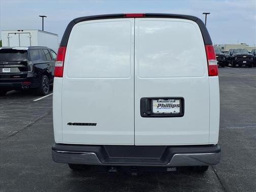 2025 Chevrolet Express 2500 Work Van