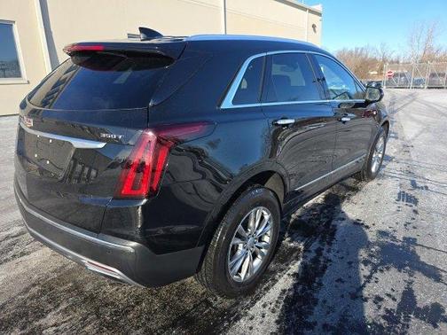 2023 Cadillac XT5 Premium Luxury