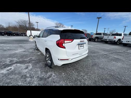 2022 GMC Terrain Denali