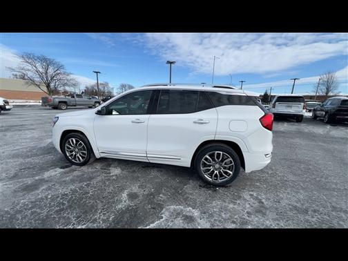 2022 GMC Terrain Denali