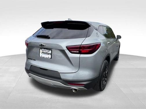 Sterling Gray Metallic 2023 Chevrolet Blazer 2LT