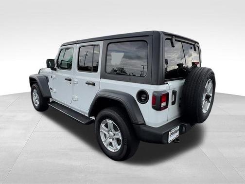 Bright White Clearcoat 2023 Jeep Wrangler Sport