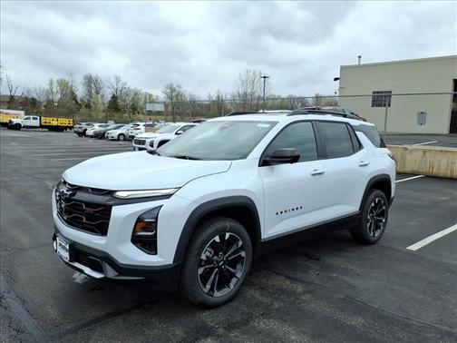 Polar White 2026 Chevrolet Equinox RS