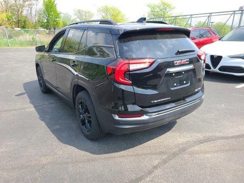 2023 GMC Terrain AT4