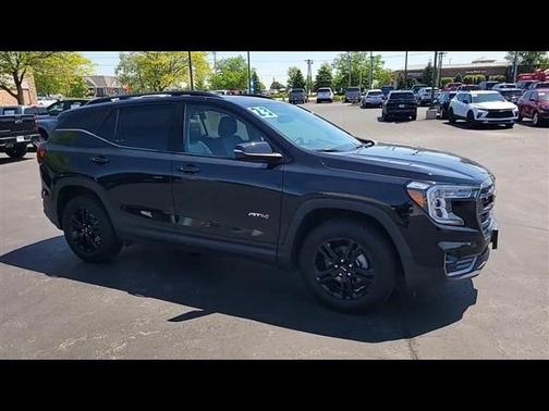 2023 GMC Terrain AT4