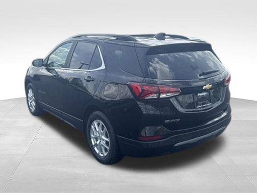 Mosaic Black Metallic 2022 Chevrolet Equinox 1LT