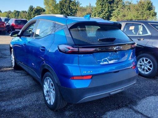 2023 Chevrolet Bolt EUV LT