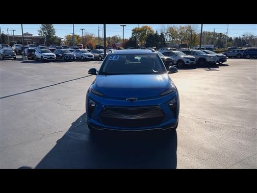 2023 Chevrolet Bolt EUV LT