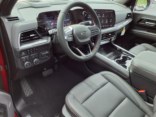 2025 Chevrolet Suburban RST
