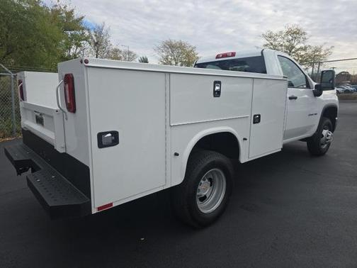2024 Chevrolet Silverado 3500 WT