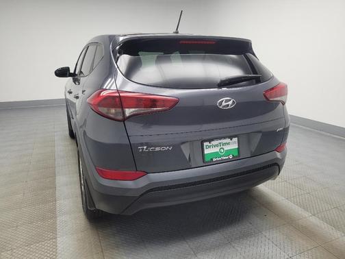 2018 Hyundai TUCSON SE