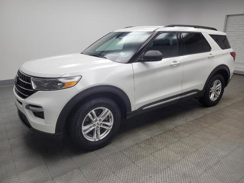 Star White Metallic Tri-Coat 2020 Ford Explorer XLT
