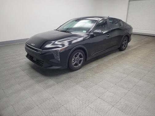 Aurora Black Pearl 2025 Kia K4 LXS