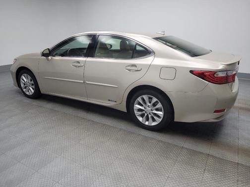 2014 Lexus ES 300h Base