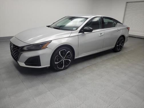 2023 Nissan Altima SR FWD