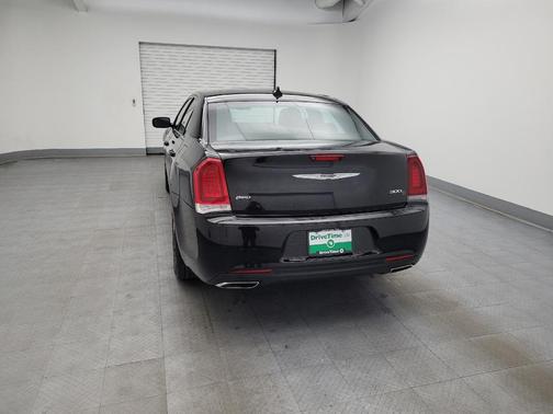 2020 Chrysler 300 S