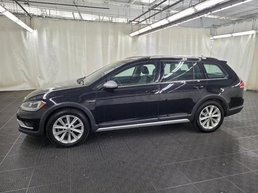 2018 Volkswagen Golf Alltrack TSI S