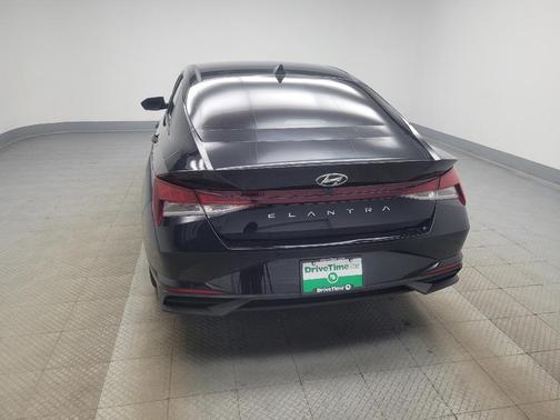 Phantom Black 2022 Hyundai ELANTRA SEL
