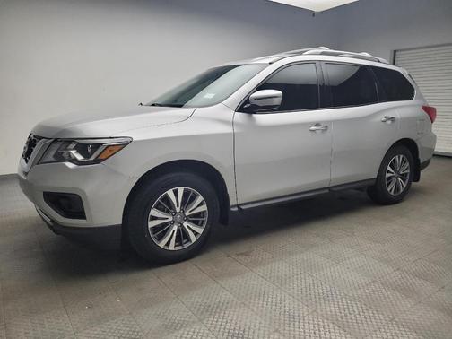 2020 Nissan Pathfinder S 2WD