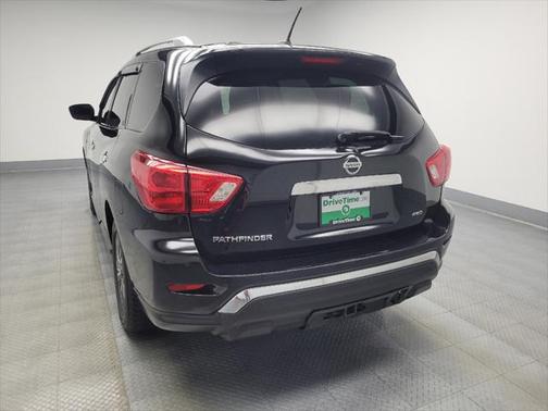 2018 Nissan Pathfinder S