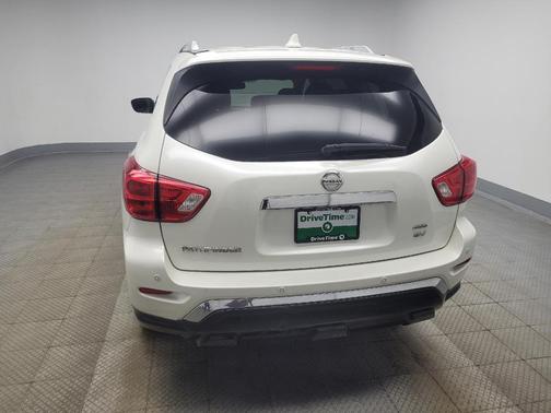 2019 Nissan Pathfinder SV