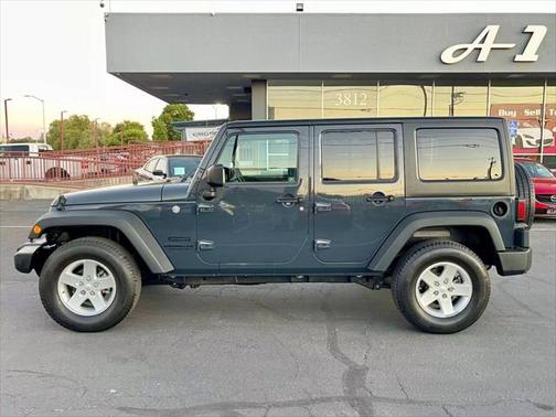 2016 Jeep Wrangler Unlimited Sport