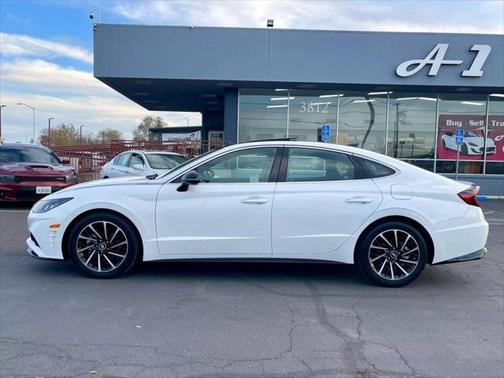 2020 Hyundai SONATA SEL Plus